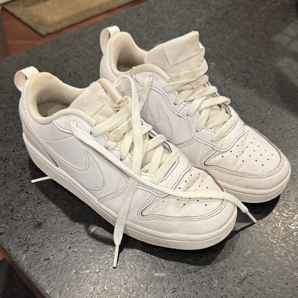 Big Kids' Nike Court Borough Low Recraft
 youth 5